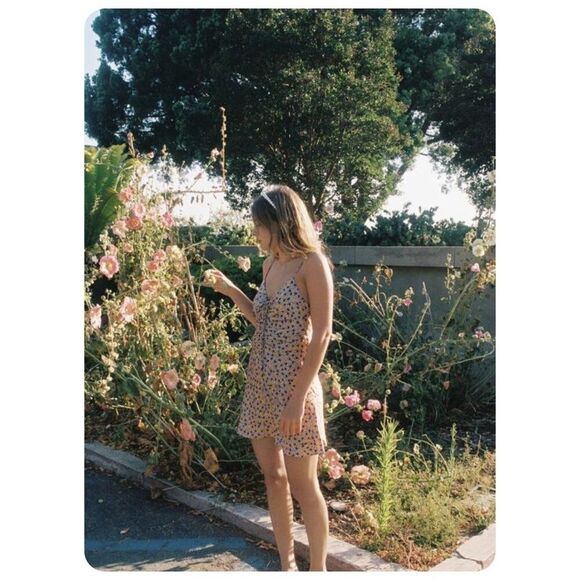 !! Zara Yellow & Purple Floral Satin Effect Spaghetti Strap Mini Dress - Picture 1 of 8